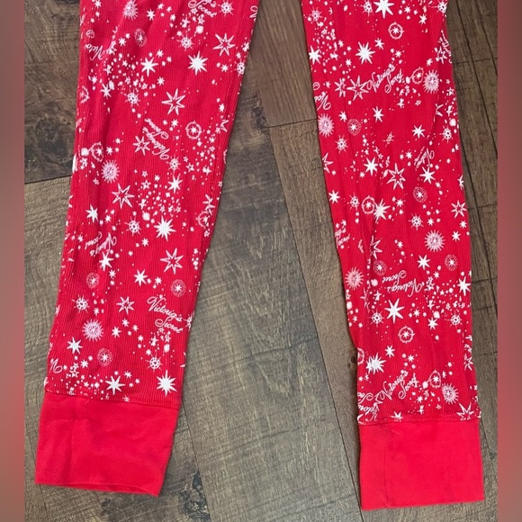 Victoria’s Secret 2 two piece snowflake winter red white pajamas Sz Large - Picture 8 of 10
